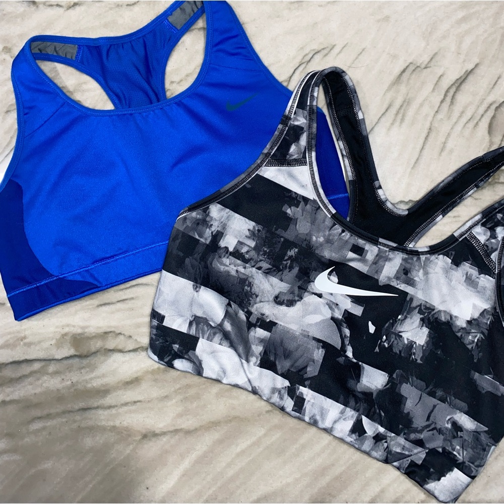 Nike sports bra bundle